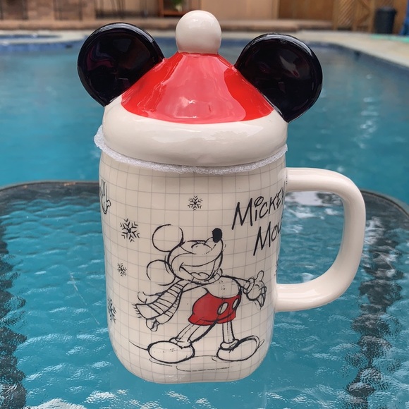 New Disney Sketchbook Mickey Mouse Mug Santa lid - Picture 9 of 12
